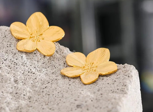 Floral Gold Earrings