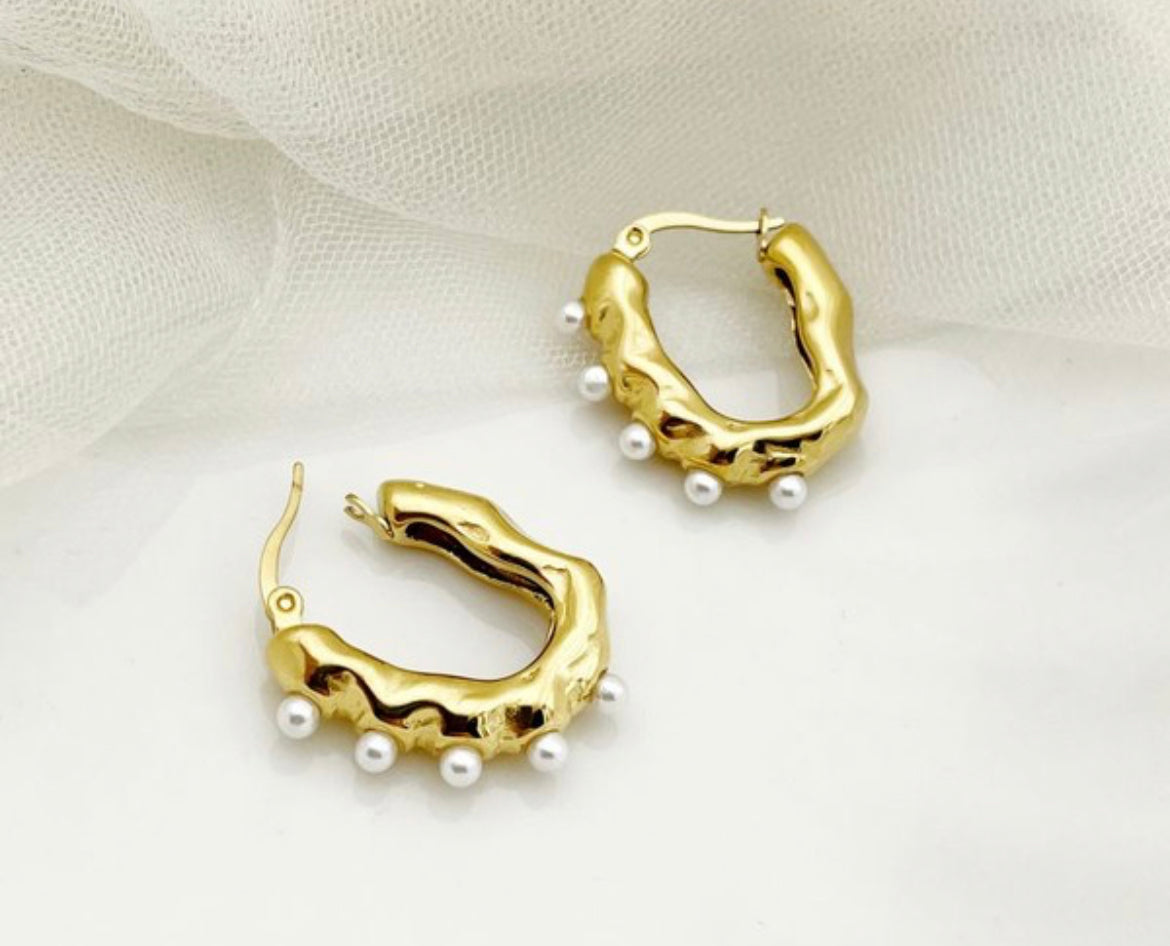 Gili Earrings